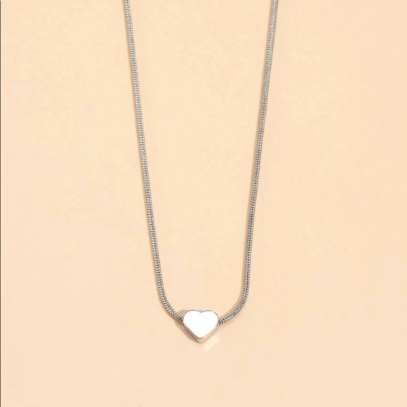 n e w | silver heart necklace ⭐️ - Picture 3 of 9